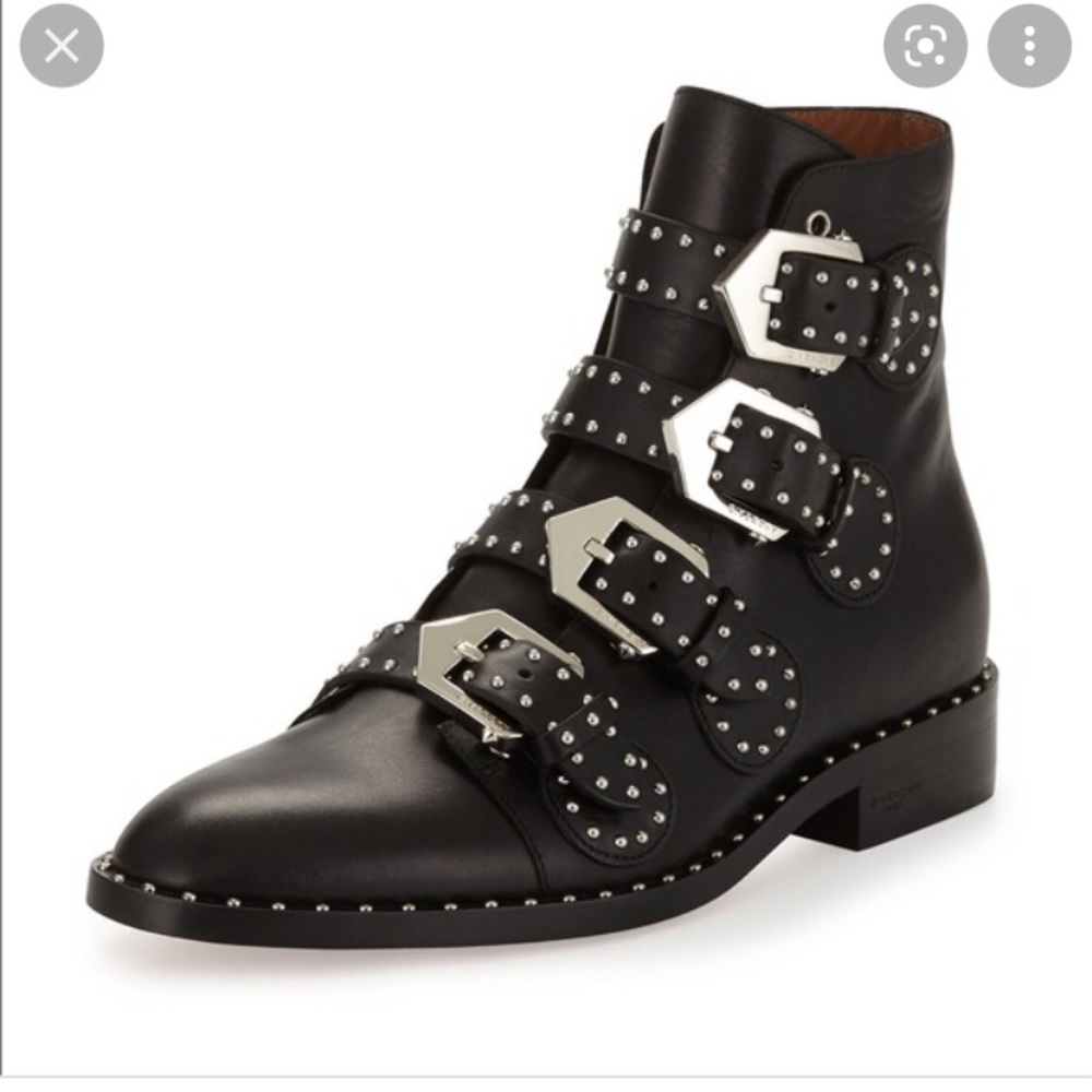 Givenchy studded ankle boots size 39. In VGUC Worn less than 6 times.